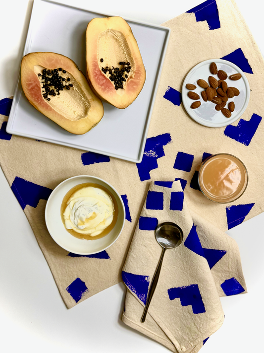 GEO NAPKIN + PLACEMAT in natural canvas