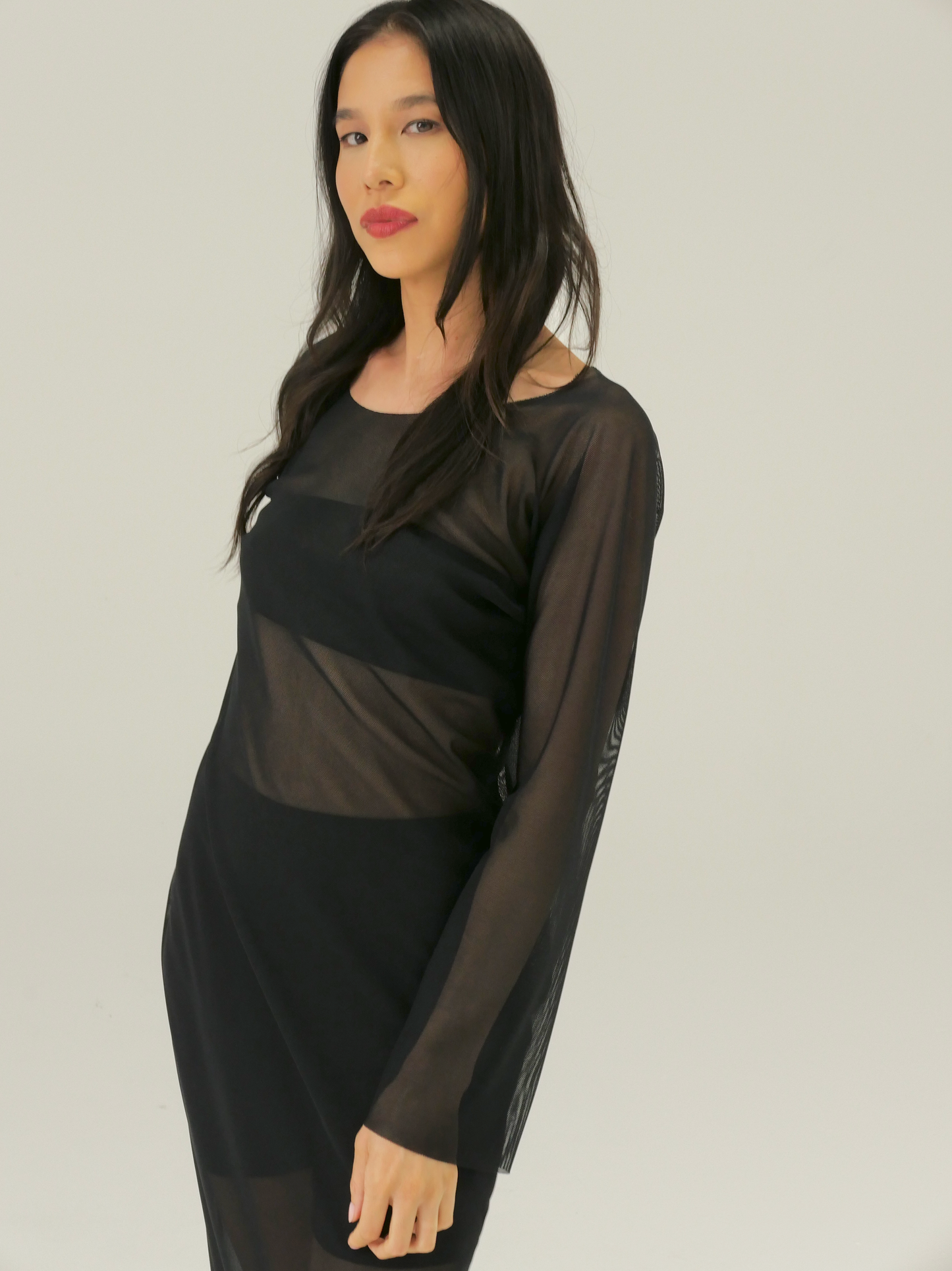 DIA COLUMN DRESS in noir mesh